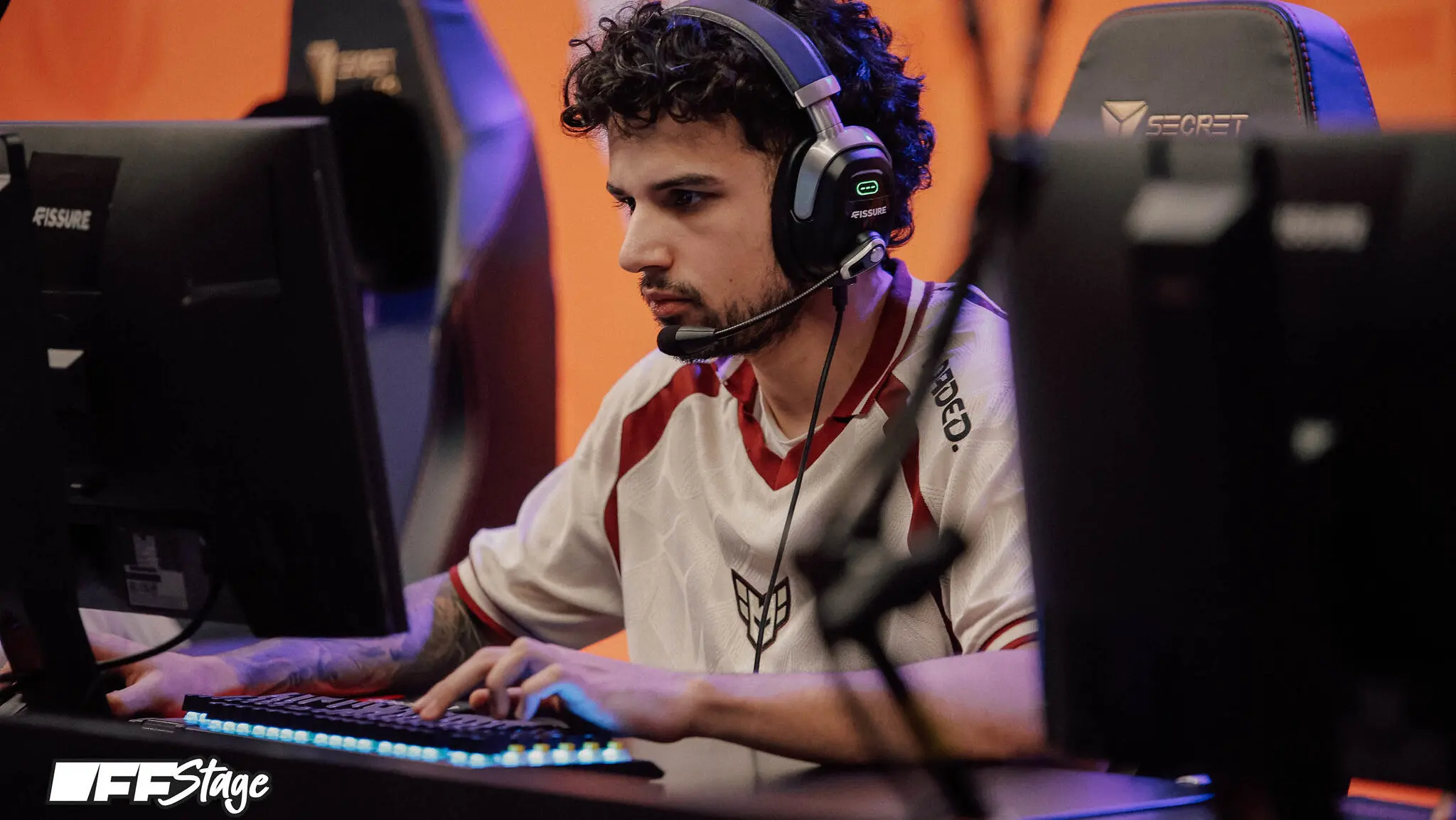 Mateusz “KJ” Santos Jungles Diniz at FISSURE PLAYGROUND 2 — DOTA.