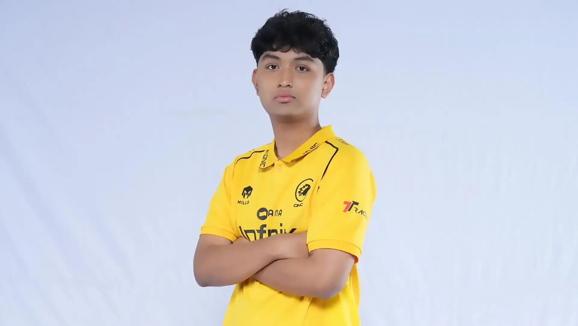 Lutpiii at a photo shoot