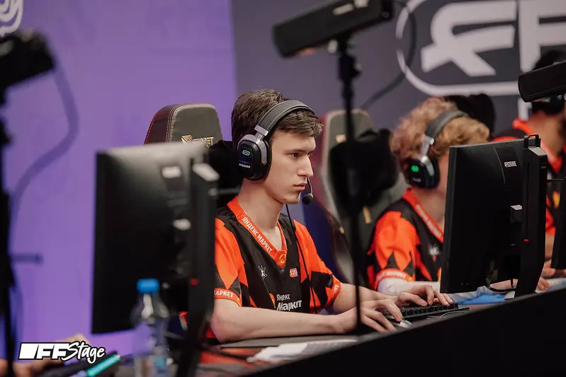 Team Yandex mid laner Ilya “CHIRA_JUNIOR” Chirtsov