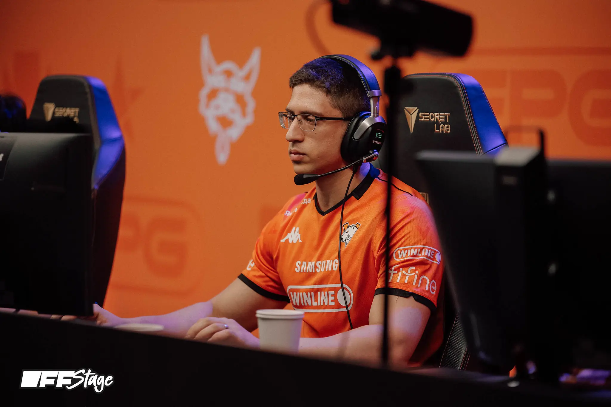 Fly as part of Virtus.pro at FISSURE PLAYGROUND 2 — DOTA.