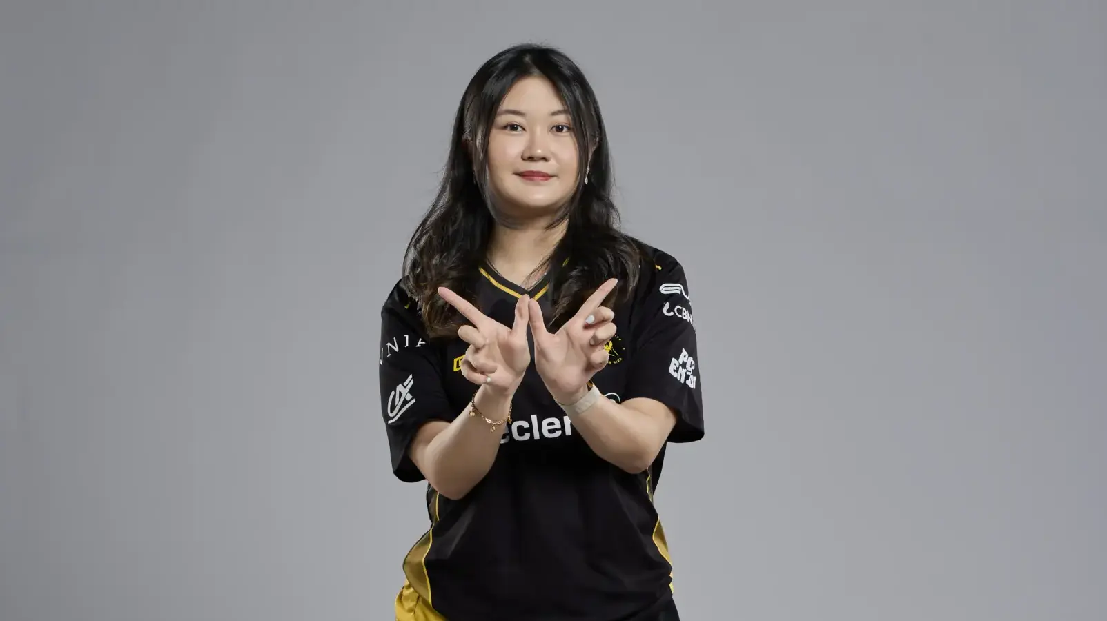 Bigetron by Vitality Ladies mid laner Cinny