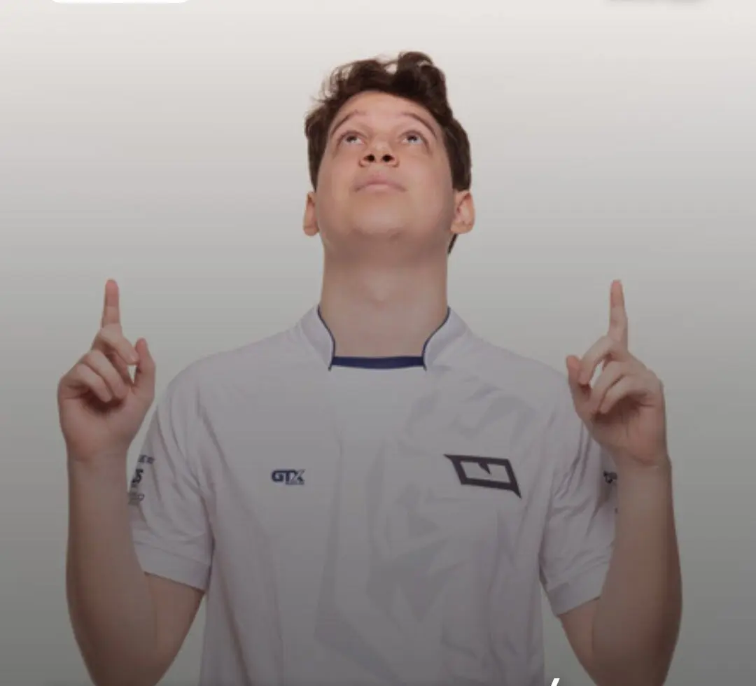 Lucas “stAx” Scherenberg.