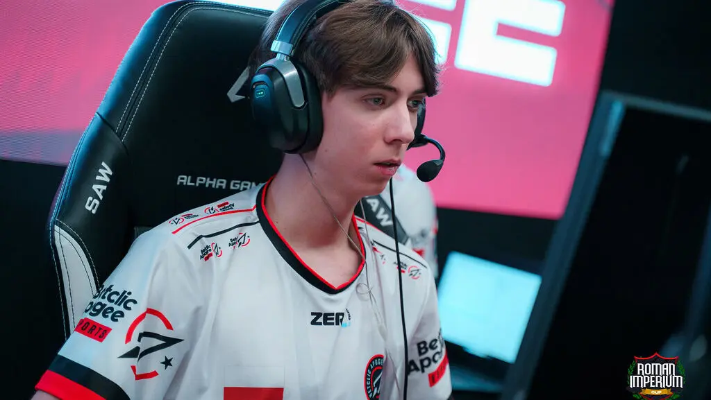 Esports player Bartosz “eskyy” Tomaszewski.