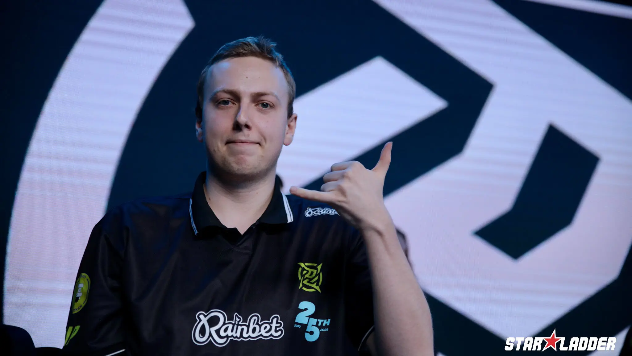 Esports player Artem "cairne" Mushinsky.