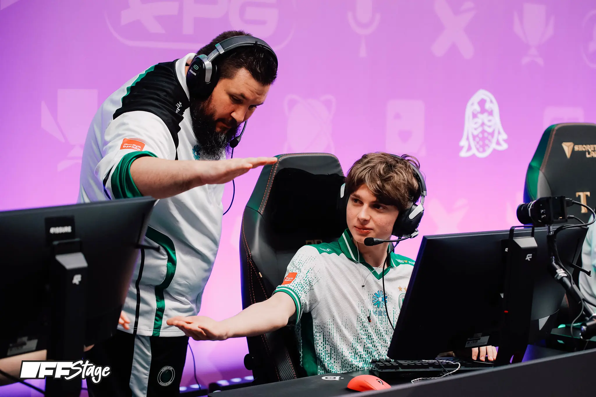 Photo of zonic and kyousuke from the tournament
