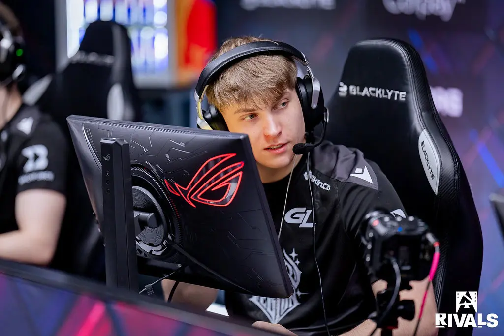 Milan “hypex” Polovets during a match.