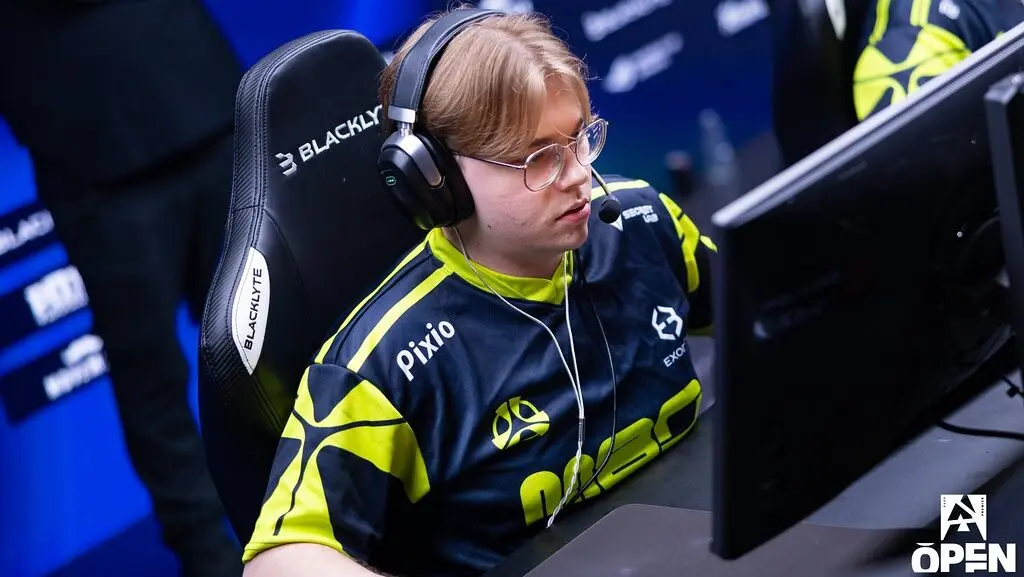 Wildcard rifler Jaden “HexT” Postma.