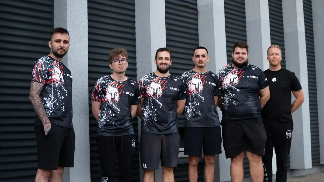 Photo of the BRUTE CS2 roster.