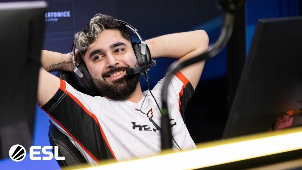 Niko “nicoodoz” Tamjidi.