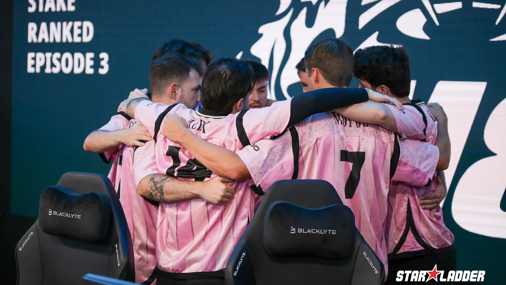 A photo of the Iberian Soul players.