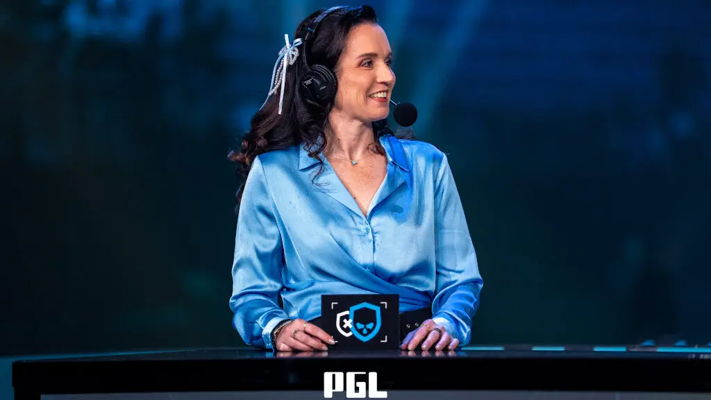 Analyst Sam “Tech Girl” Wright.