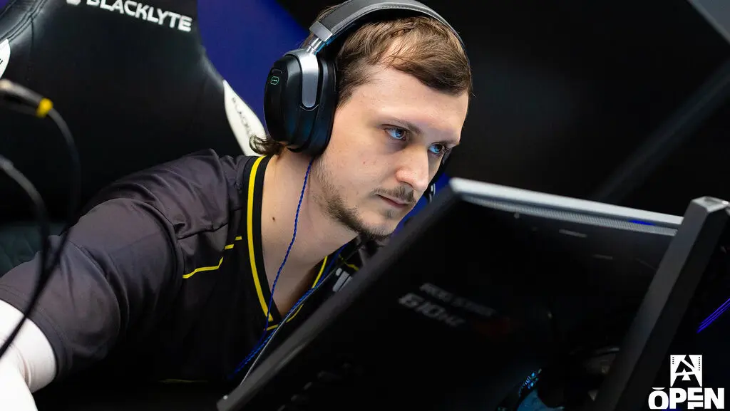 Team Vitality rifler William “mezii” Merriman.