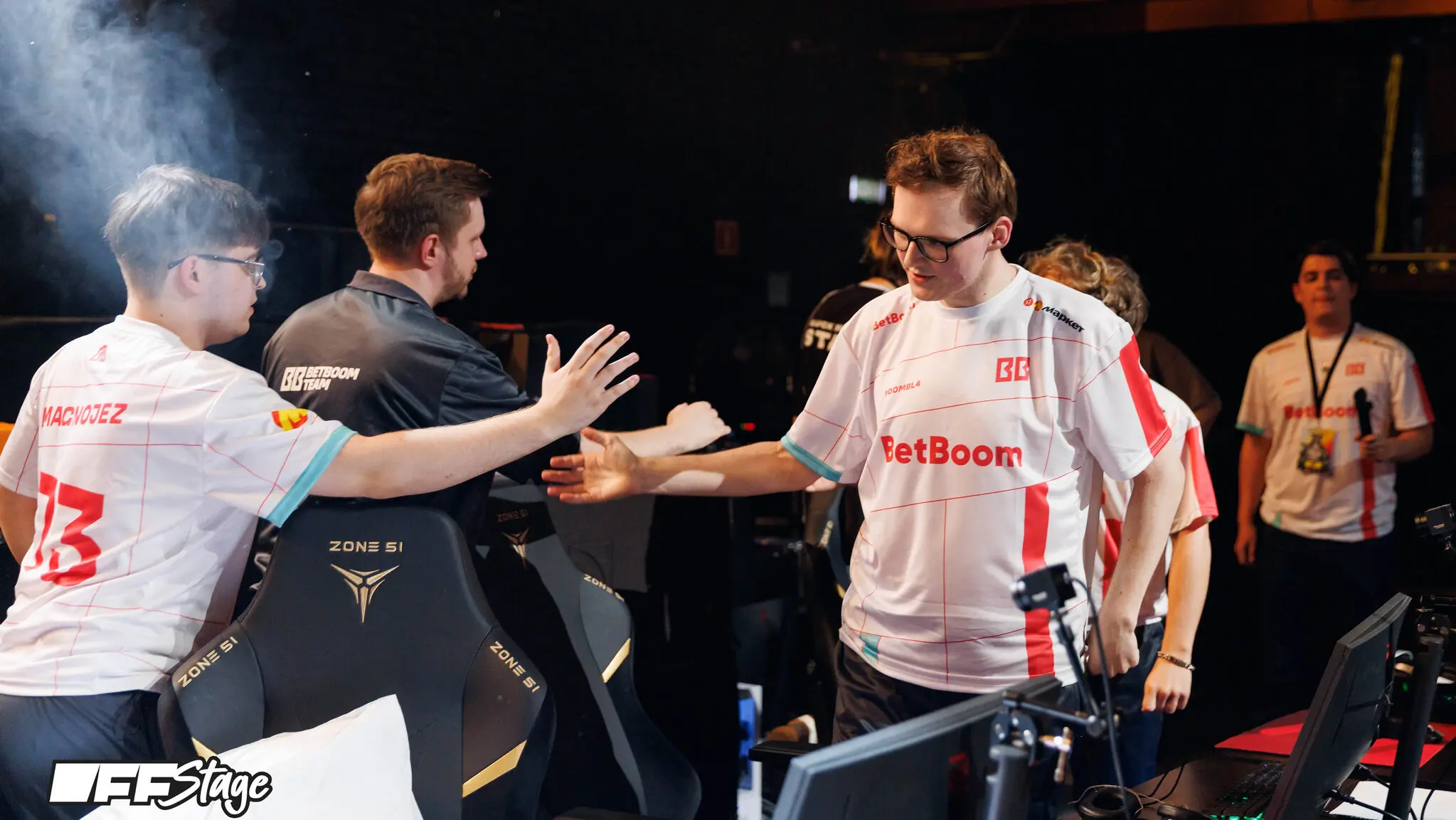 A photo of the BetBoom Team roster.