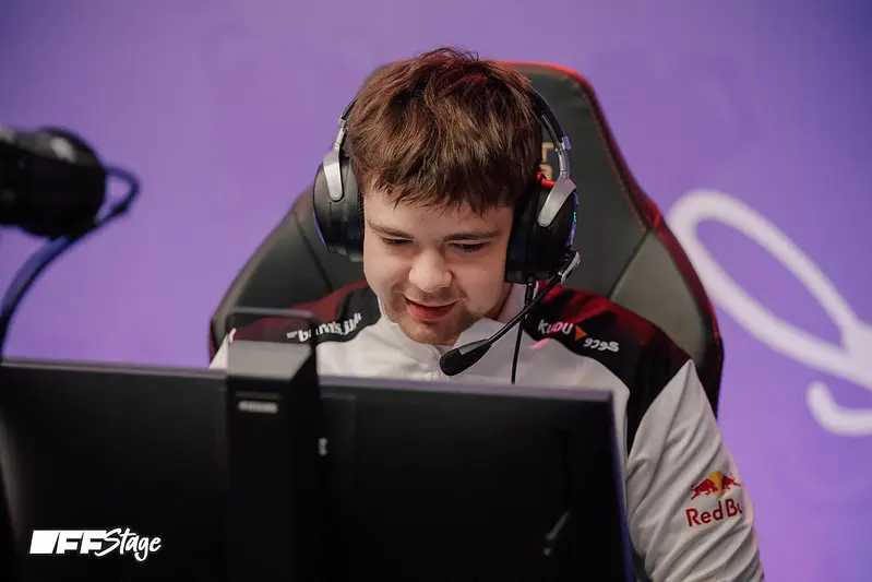 Team Falcons mid laner Stanislav “Malr1ne” Potorak