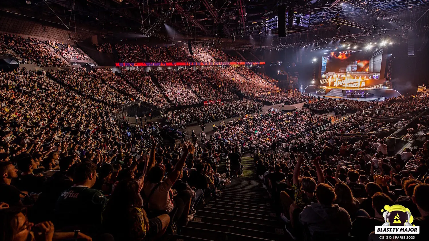 A photo of Accor Arena during the BLAST.tv Paris Major 2023.