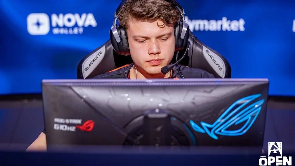 A photo of br0 from the tournament
